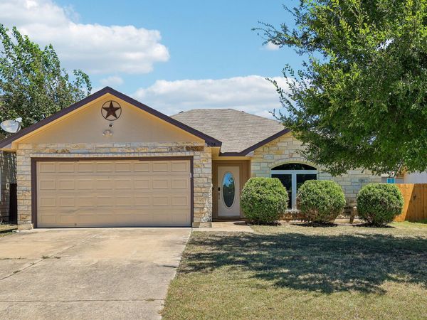 224 Copper LN, Jarrell, TX 76537