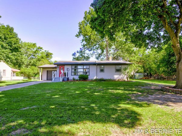 345 Harp Street SE, Grand Rapids, MI 49548