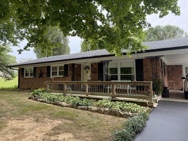 273 Shawnee Drive , Scottsville, KY 42164