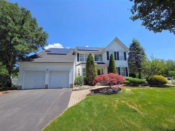 33 Kopak Way, Spotswood, NJ 08884
