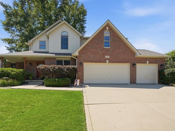 795 Morningside Court, Crown Point, IN 46307