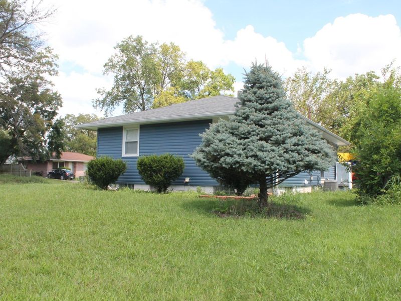 2193 Myrtle Avenue, Columbus, OH 43211 Photo 3