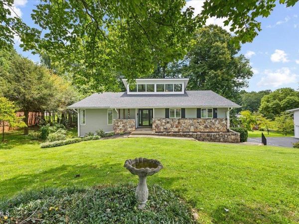 105 Dogwood Lane, Johnson City, TN 37604