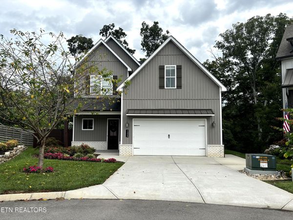 1226 Belle Pond Ave, Knoxville, TN 37932
