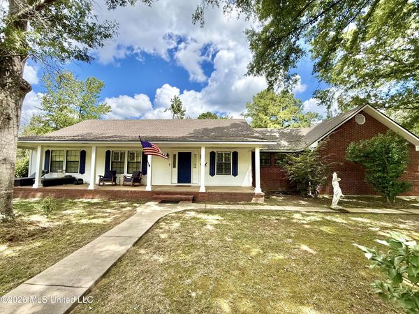 2078 Upton Road, Crystal Springs, MS 39059