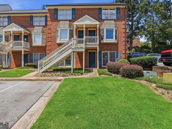 1515 Lumpkin Street, Unit 222, Athens, GA 30605