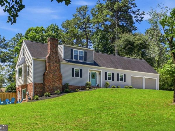 1893 Hamlin Drive SW, Marietta, GA 30064