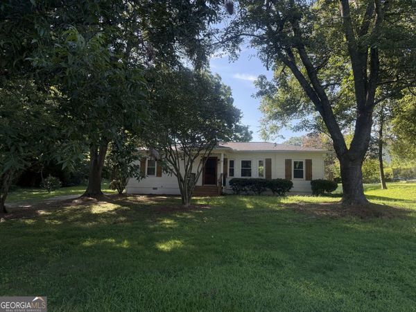 107 Lakeshore Circle, Braselton, GA 30517