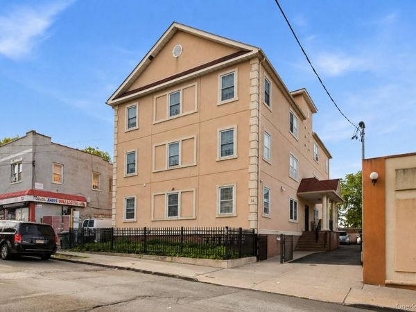 14 E Sanford Boulevard , Mount Vernon, NY 10550