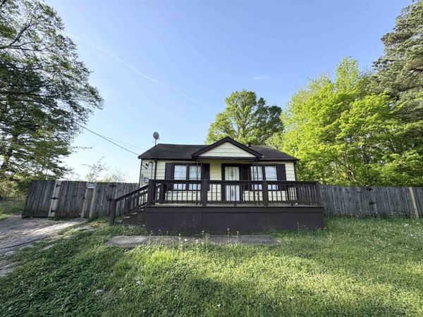 1349 LONGCREST RD, Memphis, TN 38109