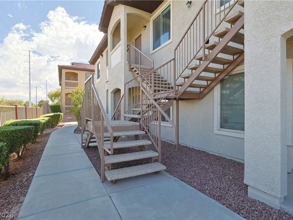3504 Desert Cliff Street, Unit 202, Las Vegas, NV 89129