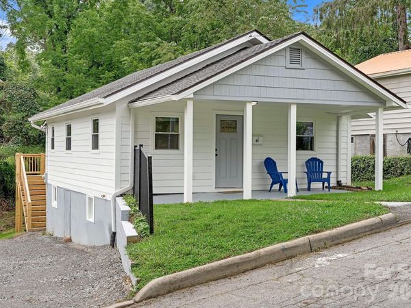 81 Second Street , Canton, NC 28716