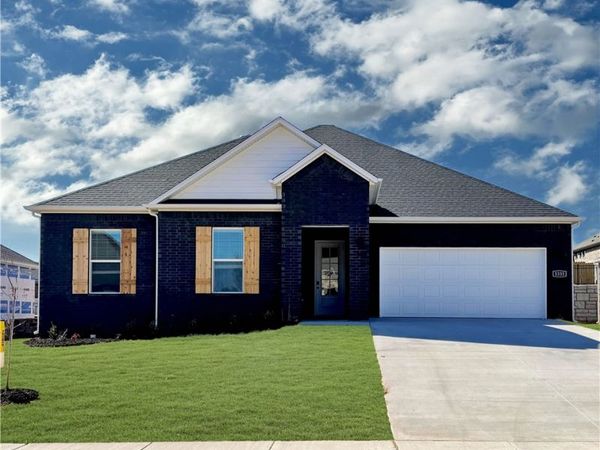 5374 Annika Avenue , Springdale, AR 72762