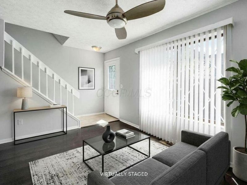 5417 E Valley Lane E, Columbus, OH 43231 Photo 10