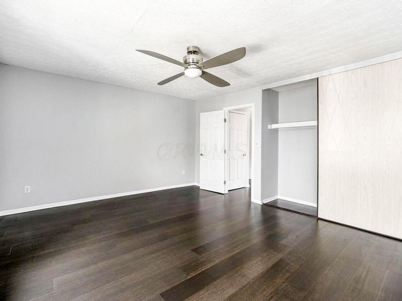 5417 E Valley Lane E, Columbus, OH 43231 Photo 22
