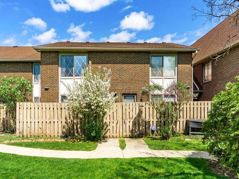 5417 E Valley Lane E, Columbus, OH 43231 Photo 45