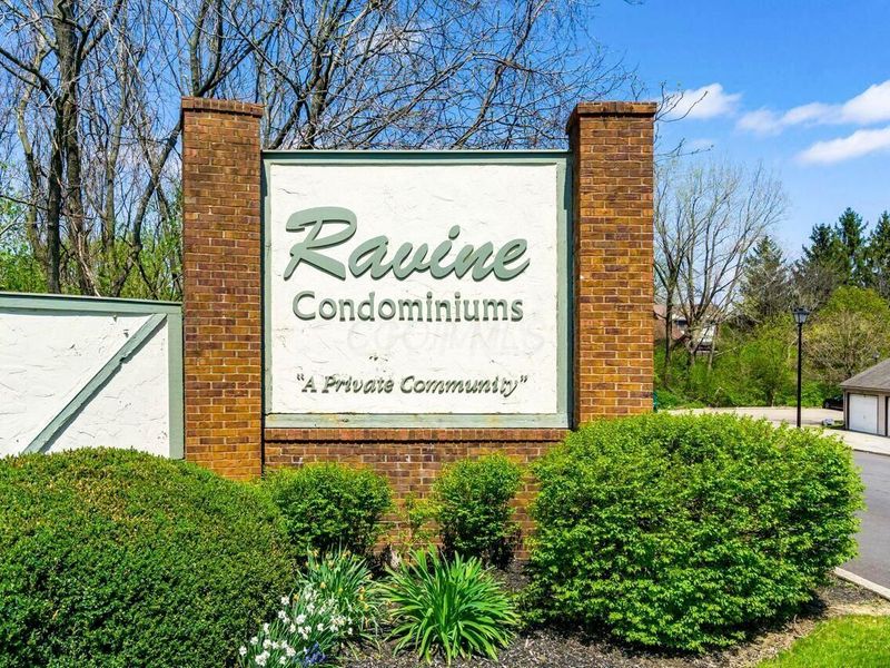 5417 E Valley Lane E, Columbus, OH 43231 Photo 50