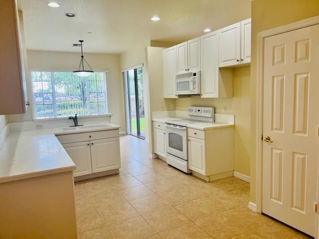 25 Beechdale Lane, Boynton Beach, FL 33426 Photo