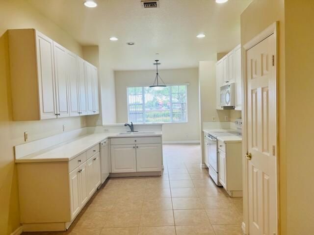 25 Beechdale Lane, Boynton Beach, FL 33426 Photo