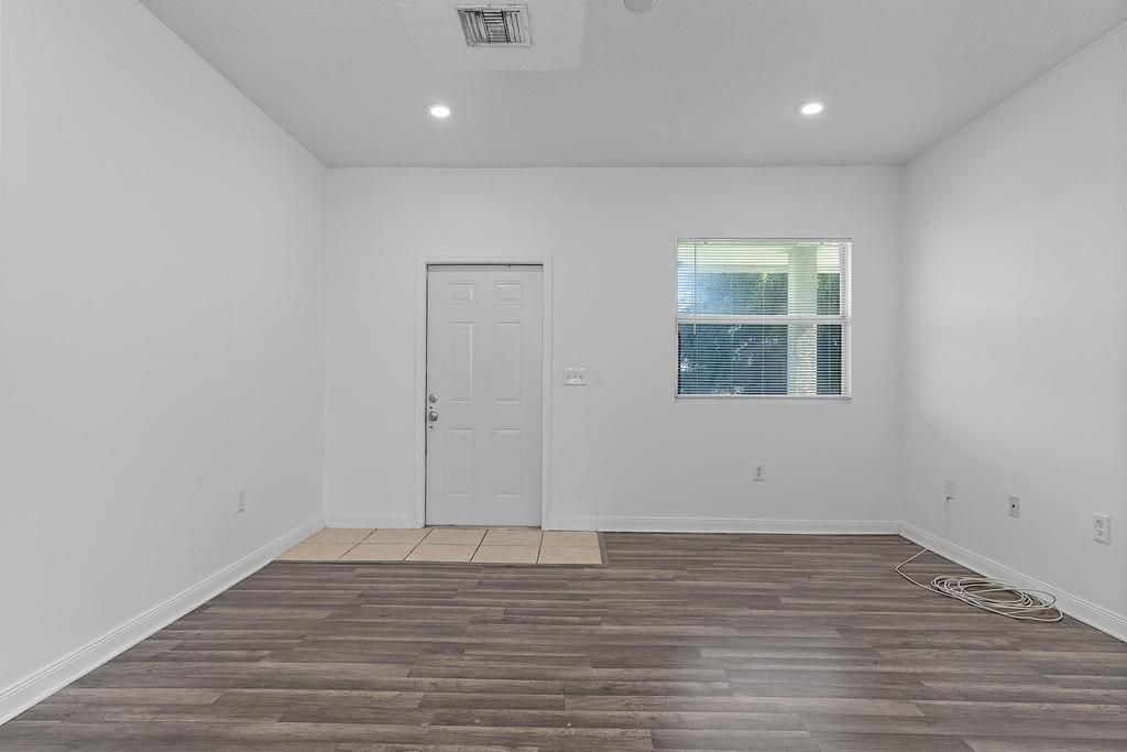 105 2nd Street, Unit 3, Lake Park, FL 33403 Photo