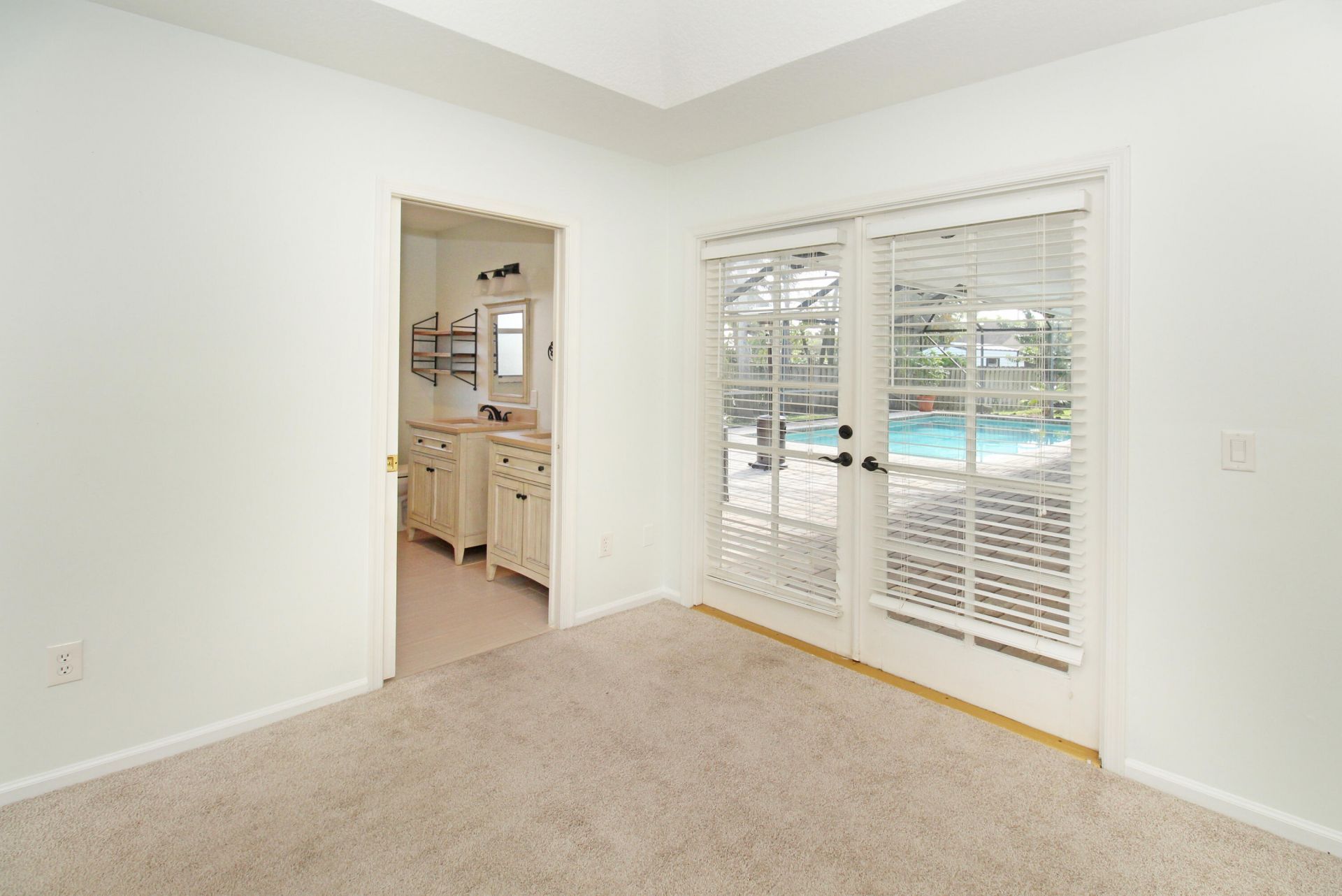 896 Rose Court, Wellington, FL 33414 Photo