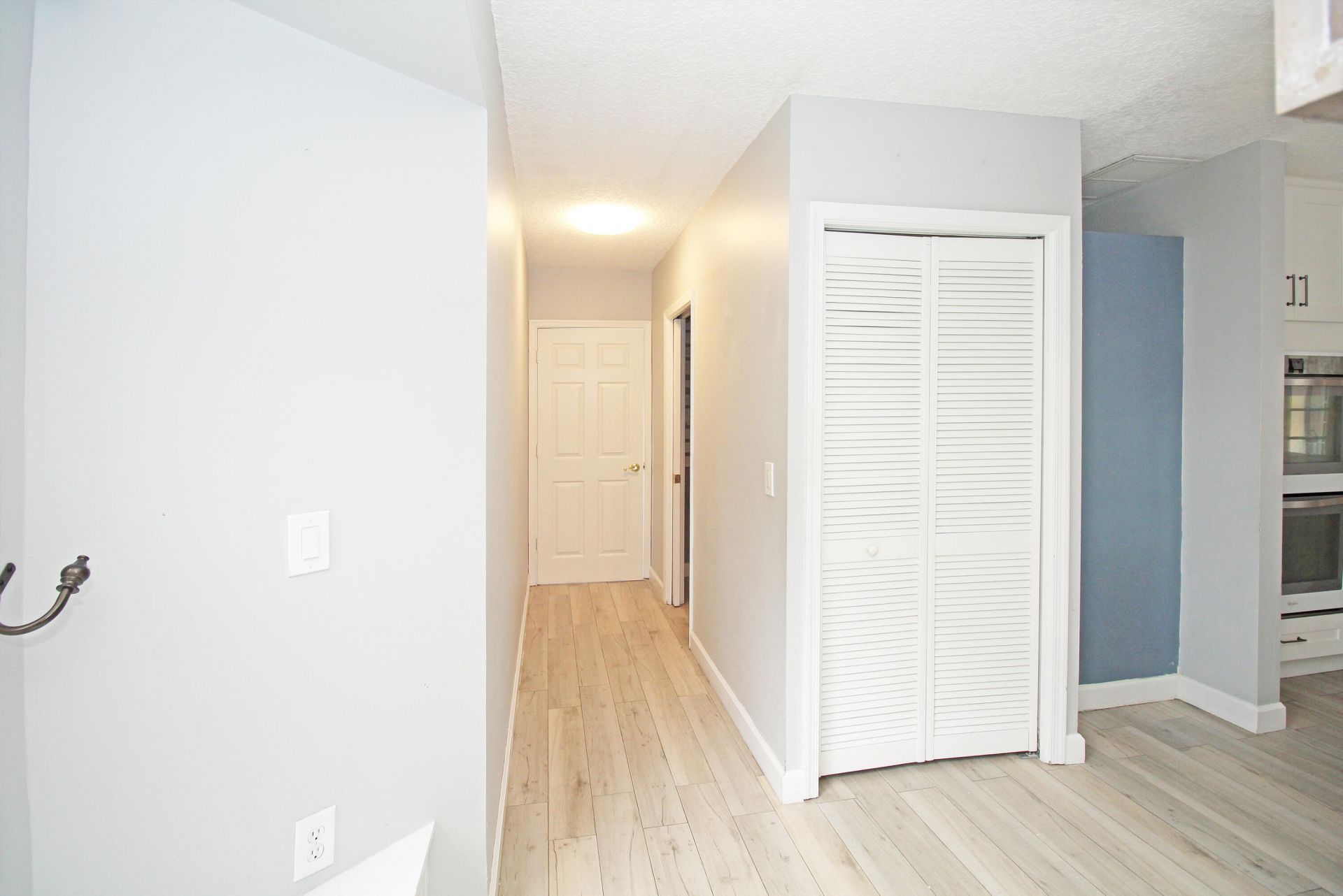 896 Rose Court, Wellington, FL 33414 Photo