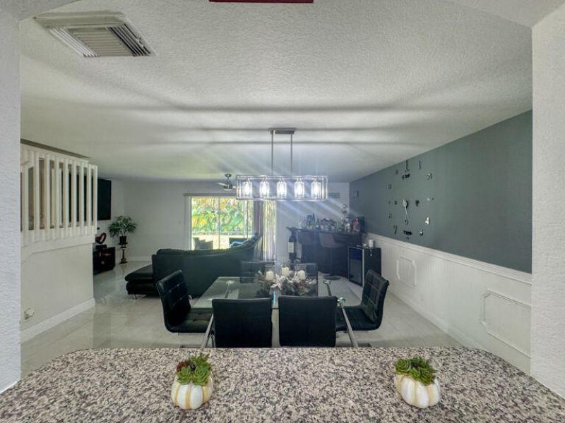 6111 Sugar Loaf Lane, West Palm Beach, FL 33411 Photo