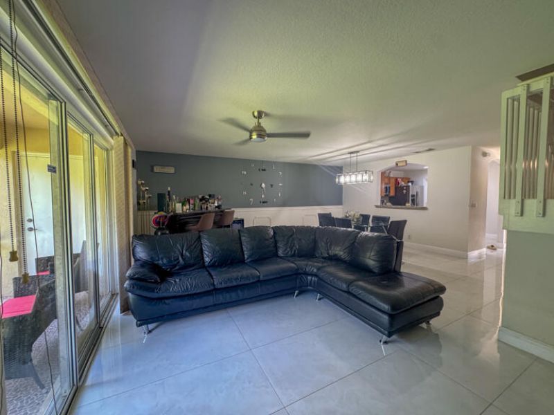 6111 Sugar Loaf Lane, West Palm Beach, FL 33411 Photo