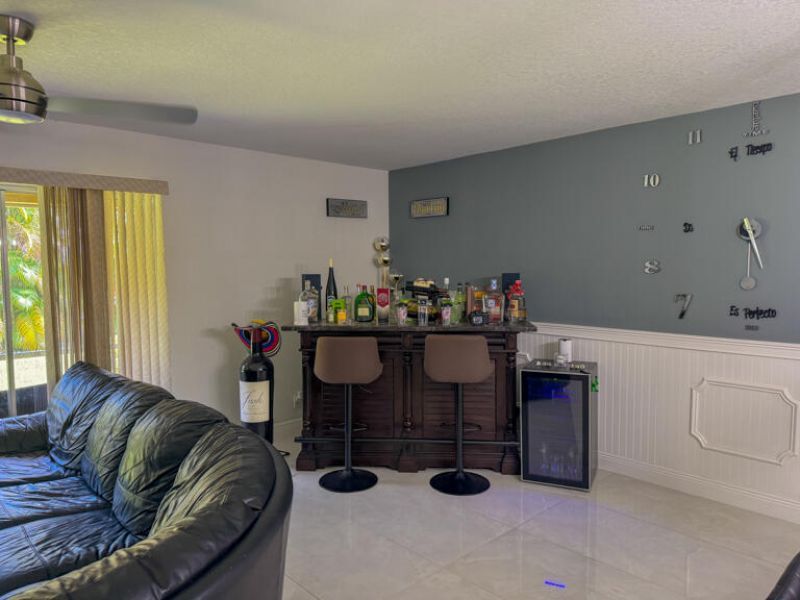 6111 Sugar Loaf Lane, West Palm Beach, FL 33411 Photo