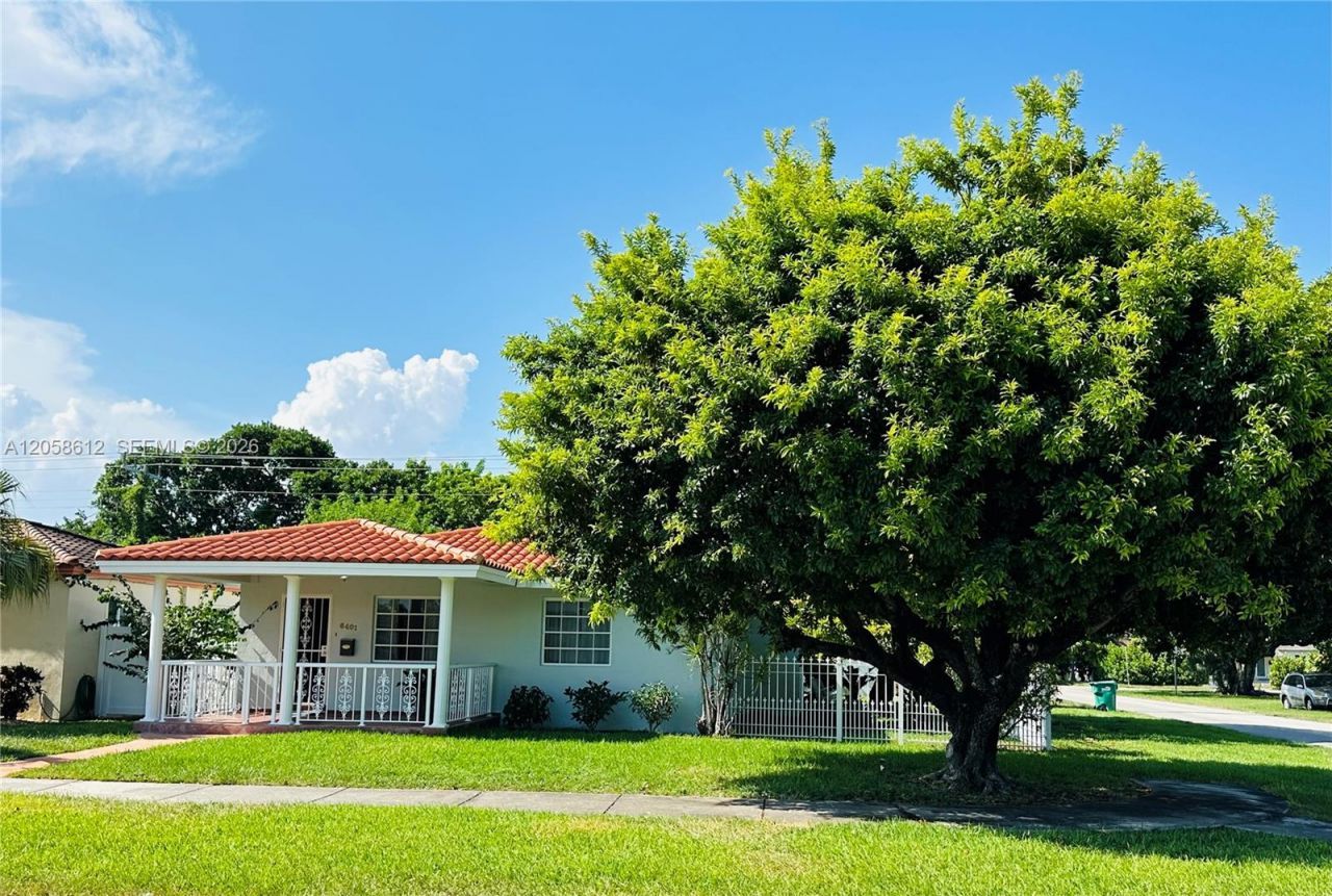 6401 SW 39th Ter , Miami, FL 33155 Photo