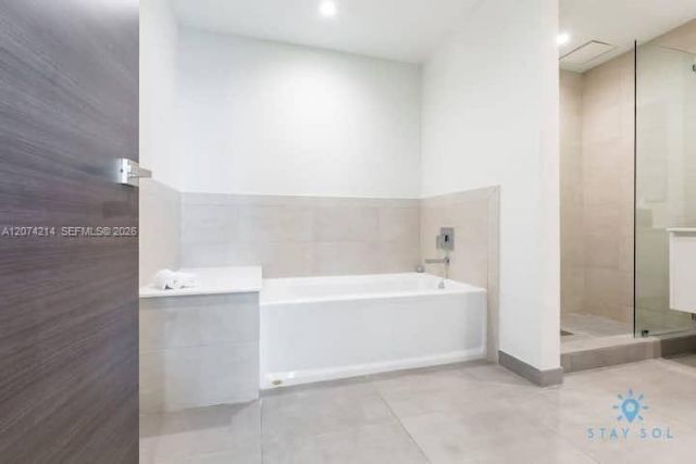 777 N Ocean Dr , Unit N423, Hollywood, FL 33019 Photo
