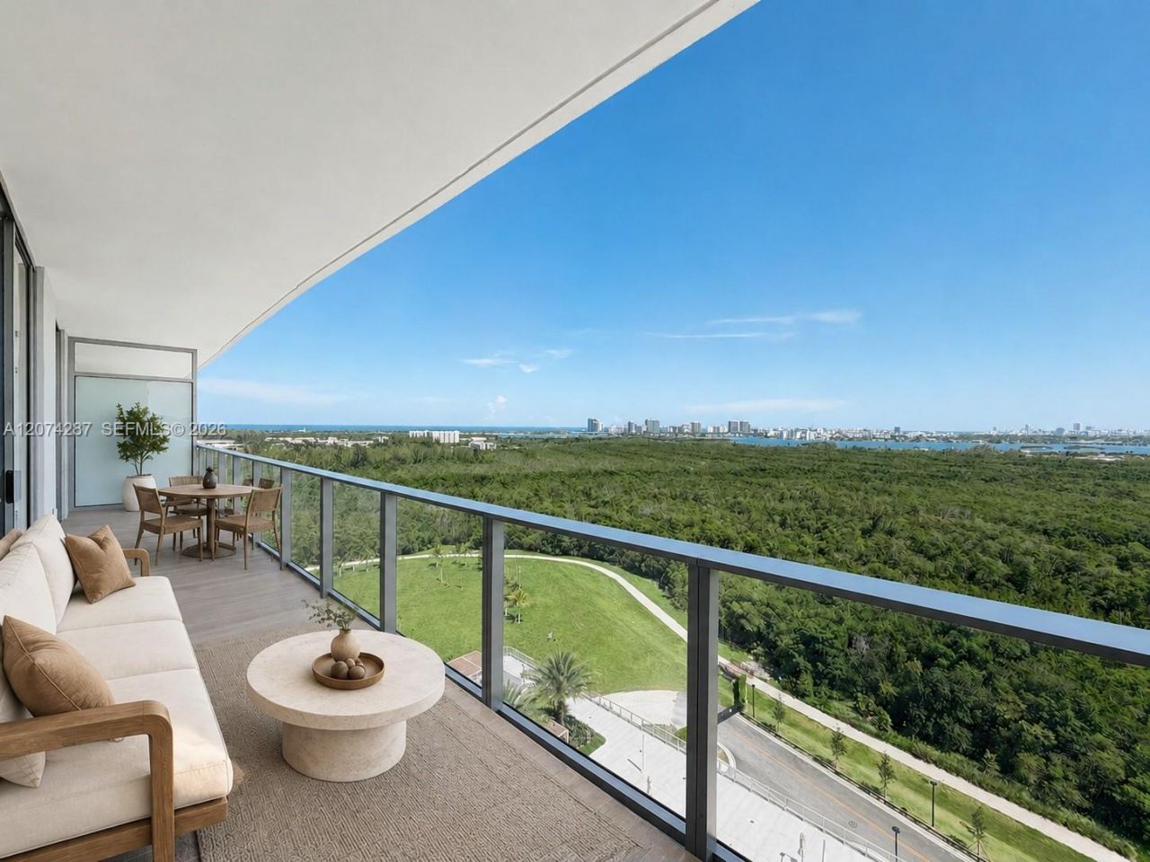 2411 Laguna Circle , Unit 1503, North Miami, FL 33181 Photo