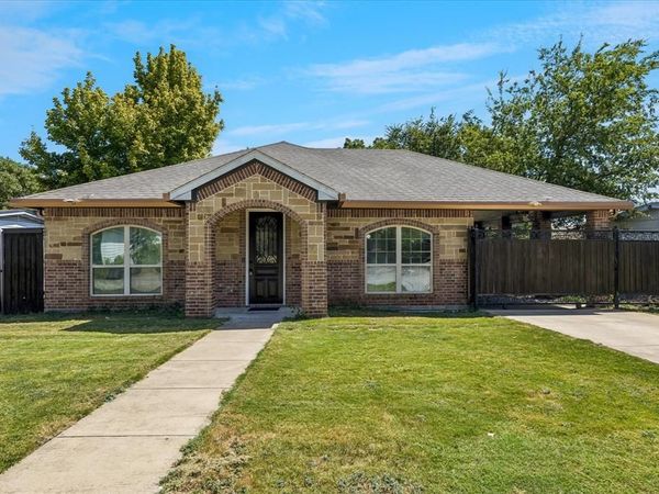 1533 Cairn Circle, Fort Worth, TX 76134