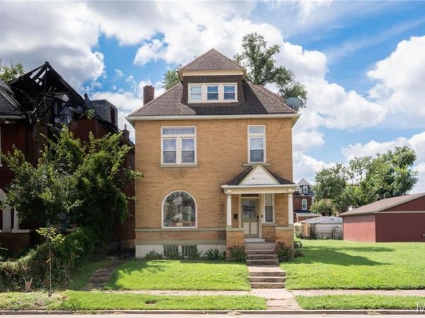 5036 Cabanne Avenue , St Louis, MO 63113