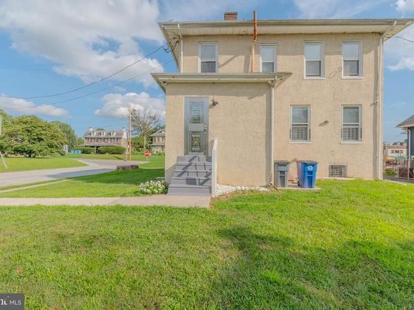 40 N CHESTER PIKE, Unit 1, GLENOLDEN, PA 19036