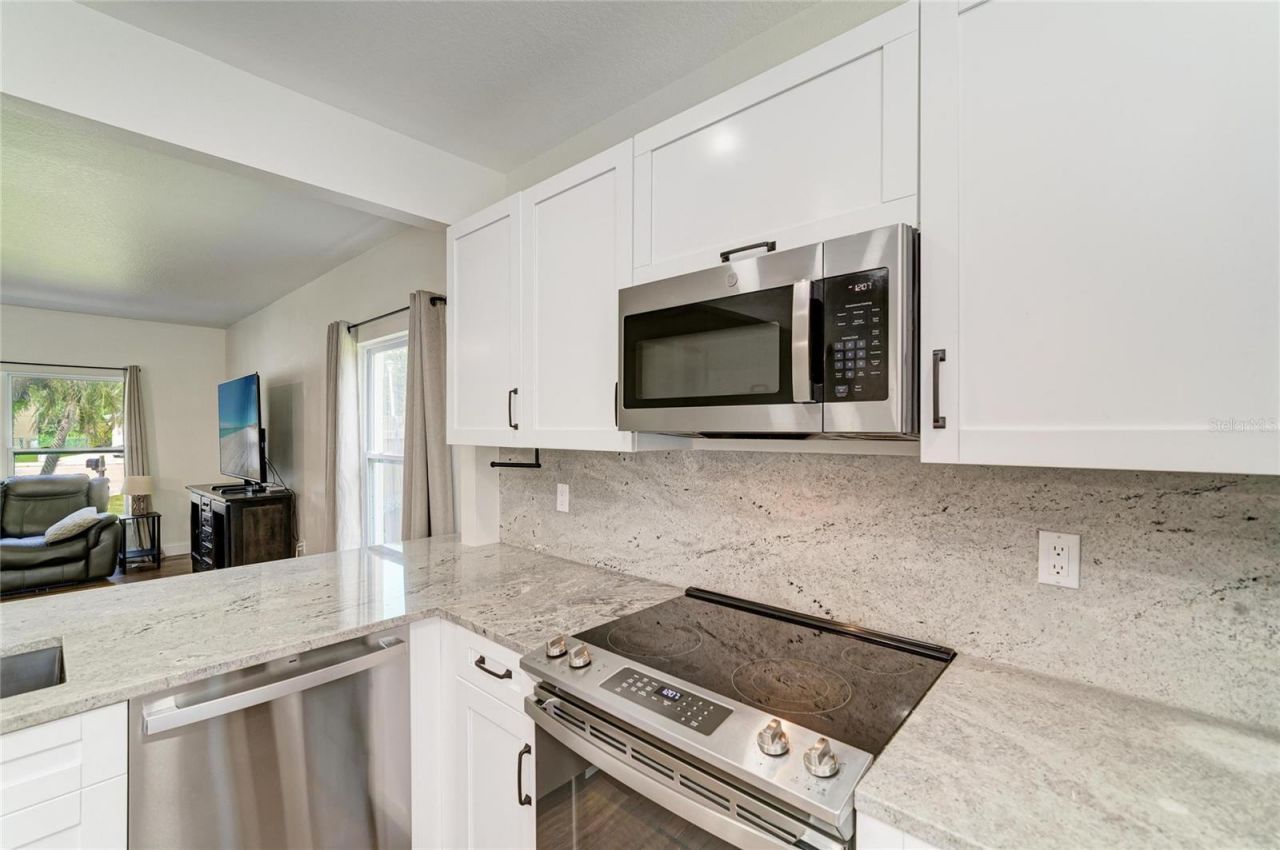 3220 37th Terrace E, Bradenton, FL 34208 Photo