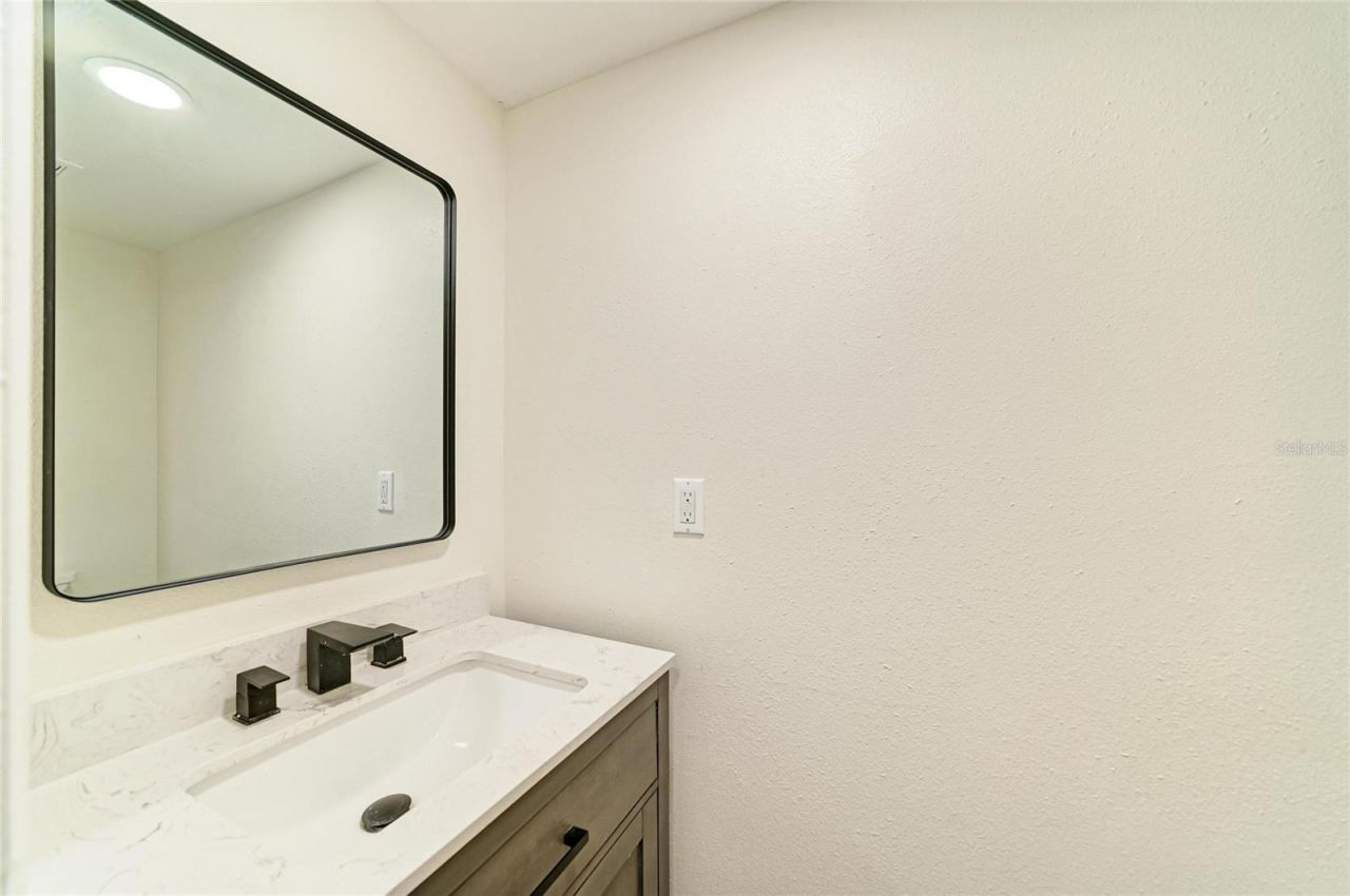 3220 37th Terrace E, Bradenton, FL 34208 Photo