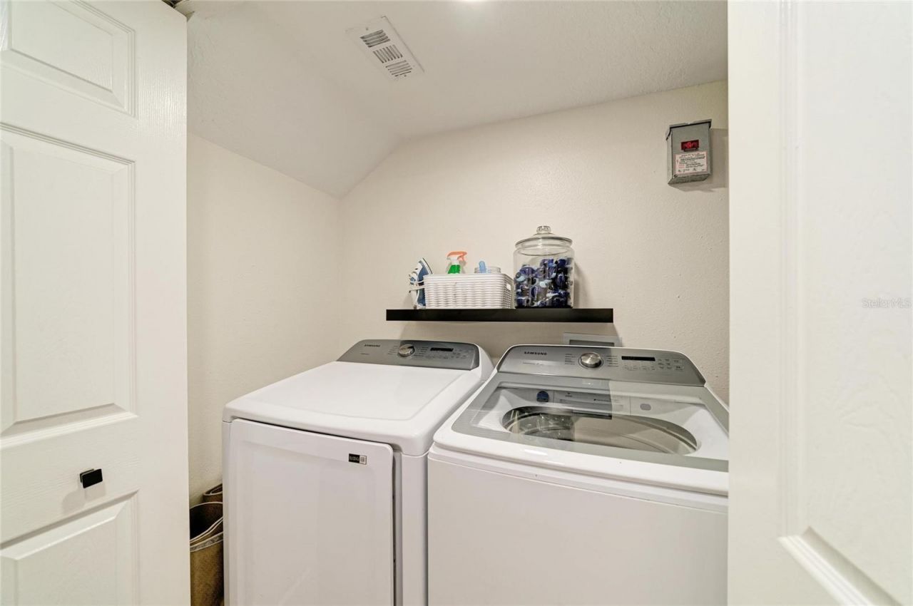 3220 37th Terrace E, Bradenton, FL 34208 Photo
