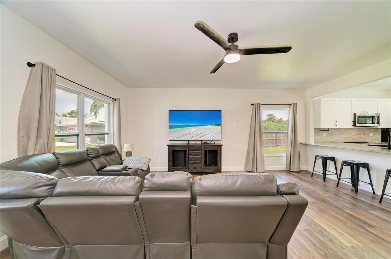 3220 37th Terrace E, Bradenton, FL 34208 Photo