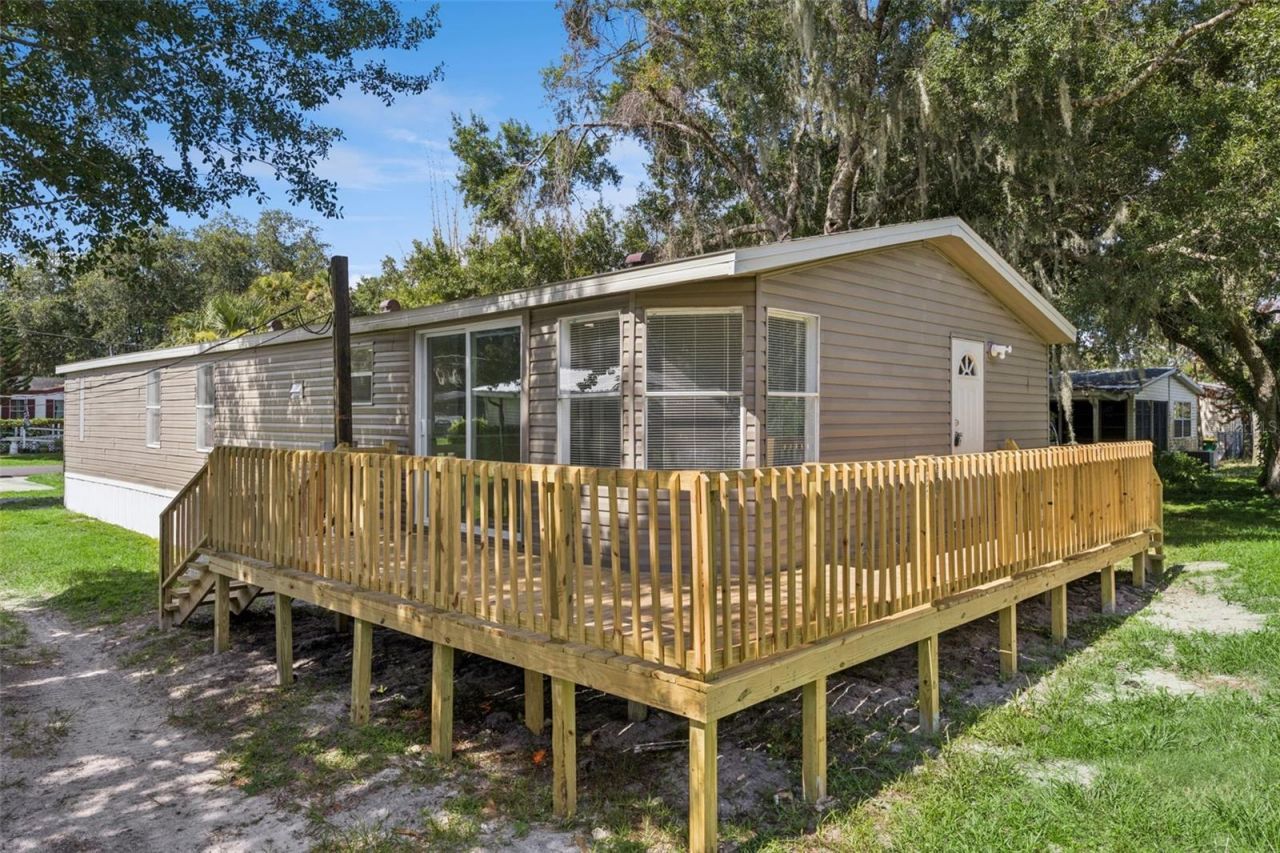 5038 Cambridge Drive, Mims, FL 32754 Photo