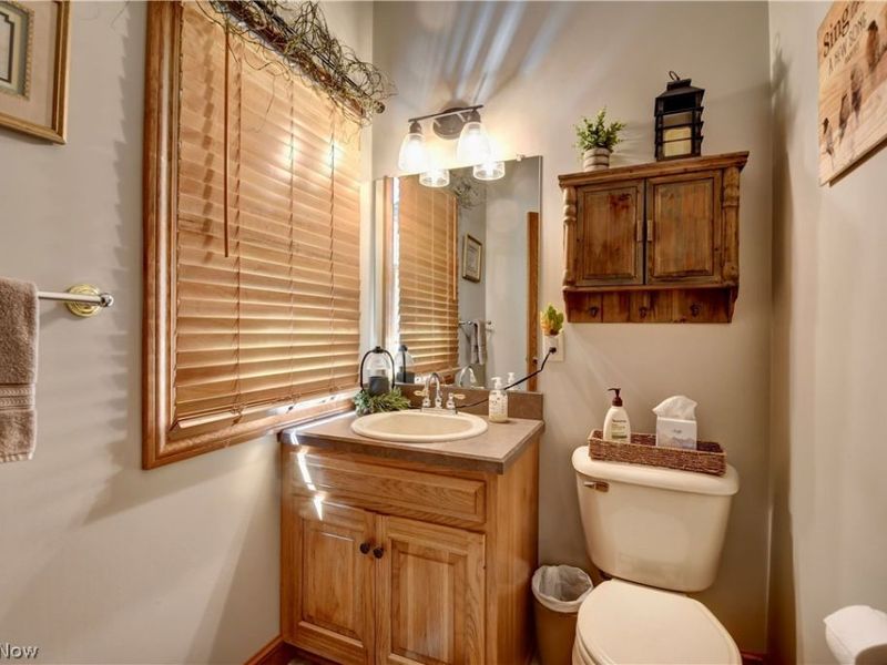 10557 Soehnlen Road NW, Beach City, OH 44608 Photo 17