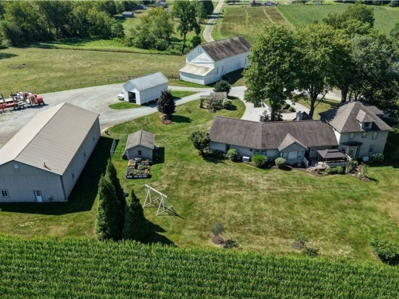 10557 Soehnlen Road NW, Beach City, OH 44608 Photo 6