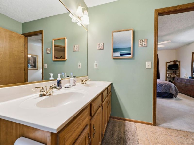 5668 Indian Hill Court, Fairfield Township, OH 45011 Photo 33