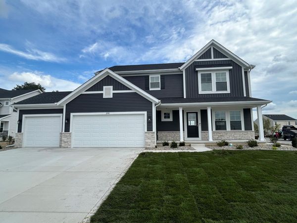 2545 Iowa Street, Crown Point, IN 46307
