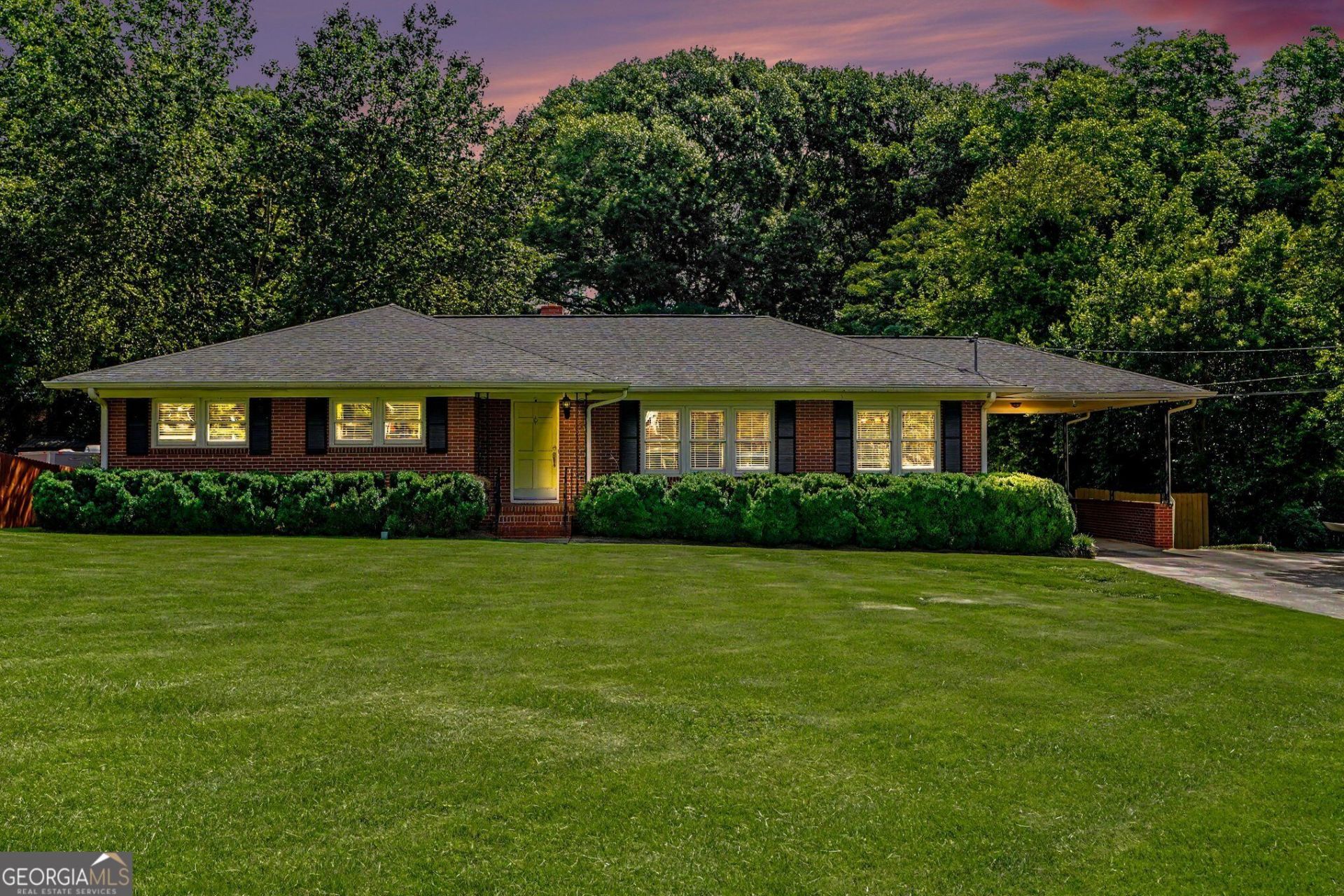 1108 Skyline Drive, Griffin, GA 30224 Main Photo