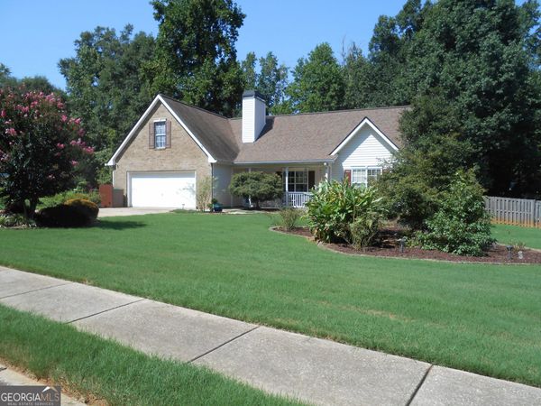 209 Pebble Creek Drive, Mcdonough, GA 30253