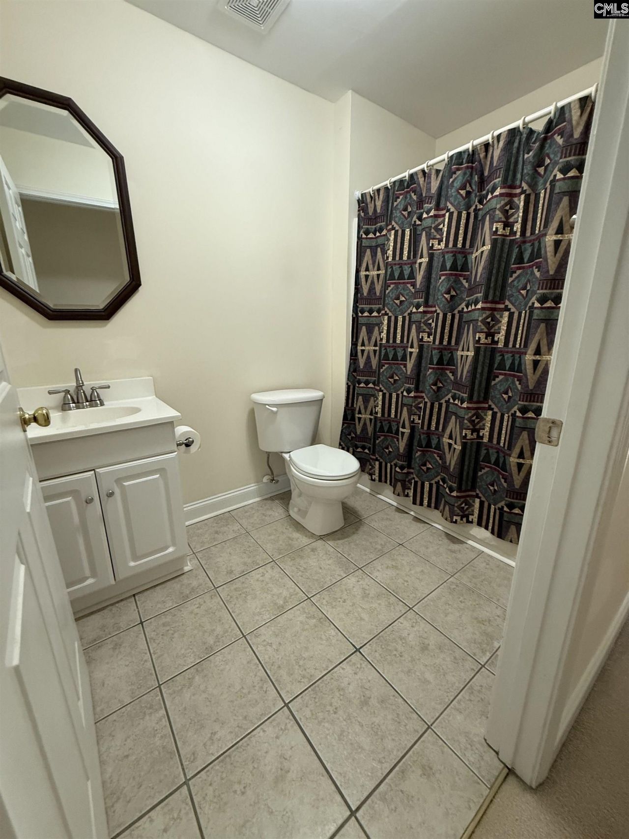 1107 William And Mary Court Photo 7