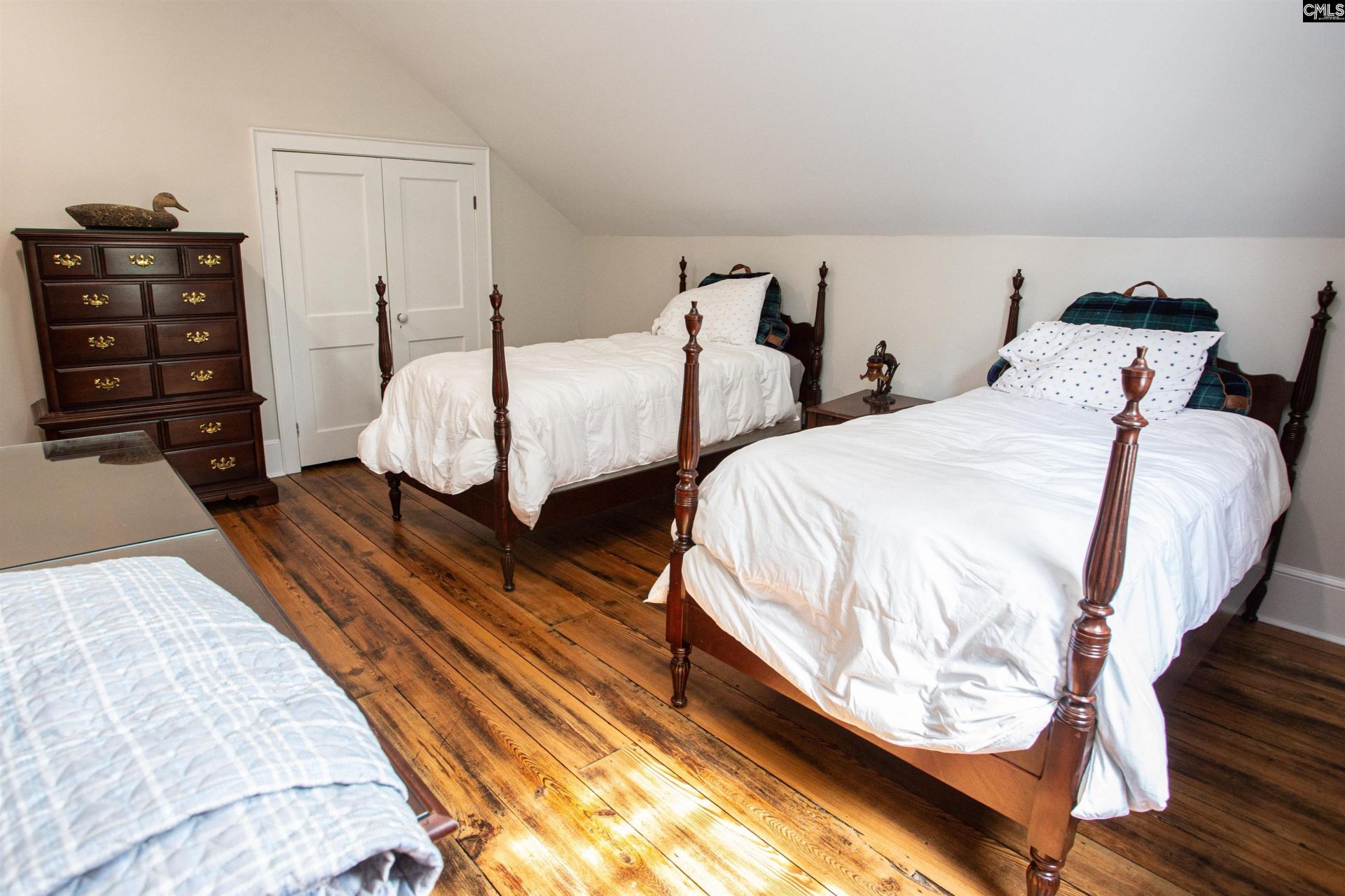 1307 Broad Street  Photo 48