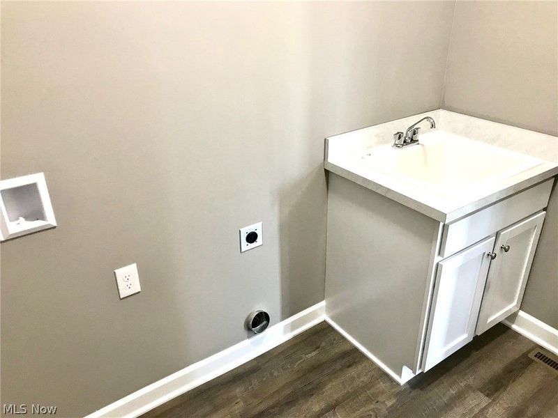 3483 Wicker Street NE, Canton, OH 44721 Photo 19