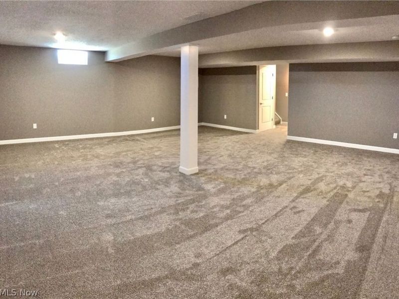 3483 Wicker Street NE, Canton, OH 44721 Photo 4